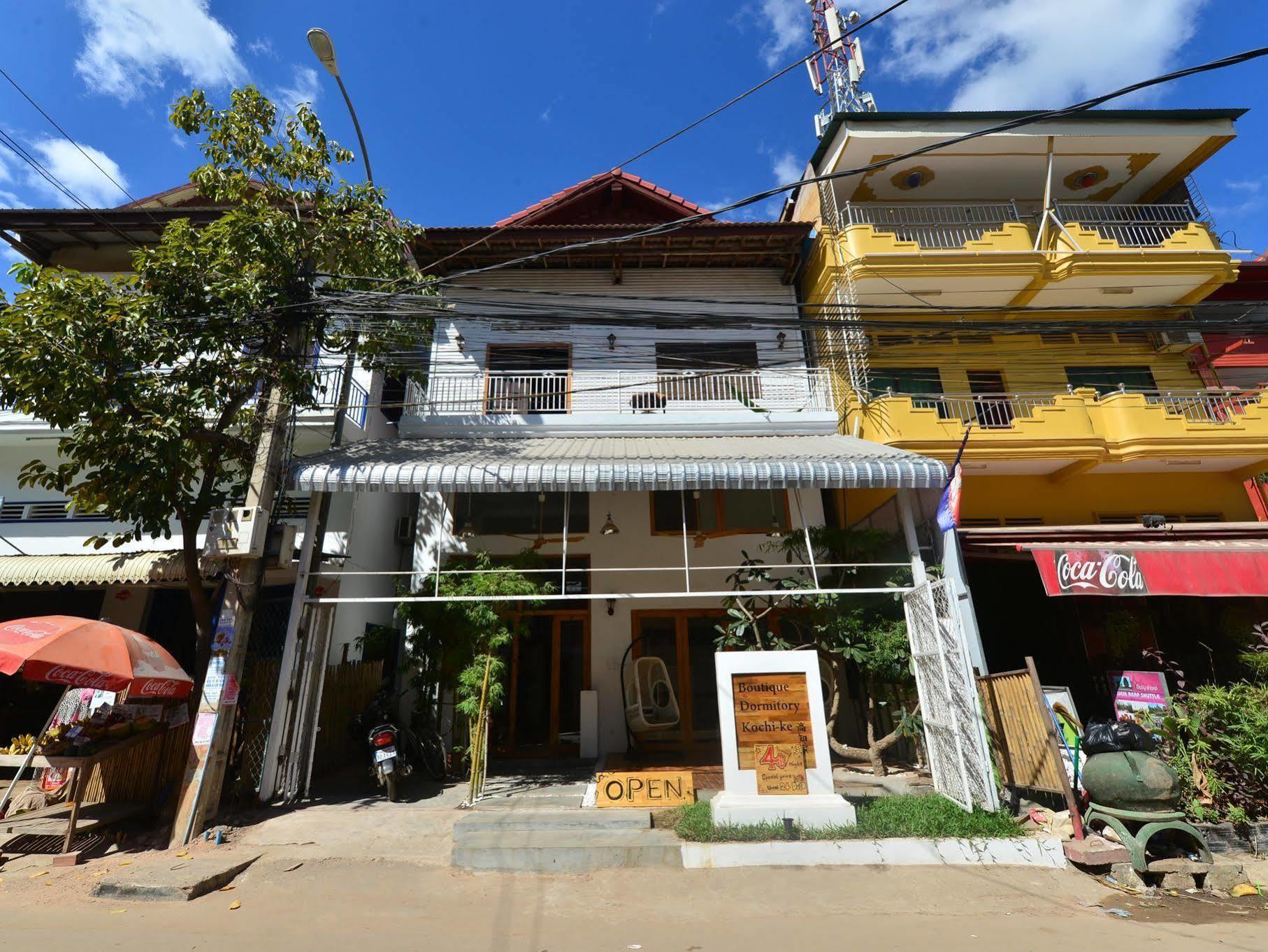 Boutique Dormitory Kochi-Ke Siem Reap Exteriör bild