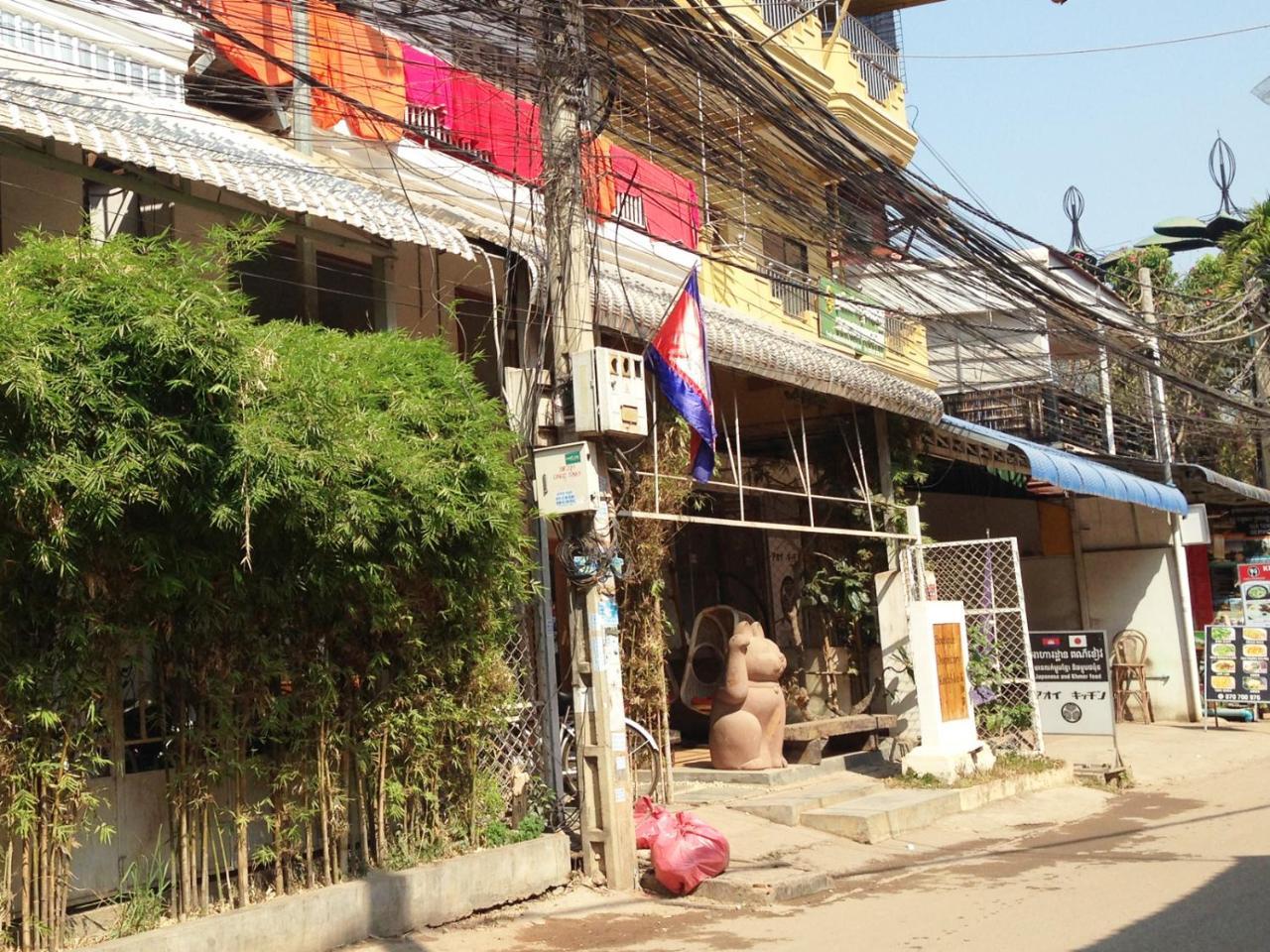 Boutique Dormitory Kochi-Ke Siem Reap Exteriör bild