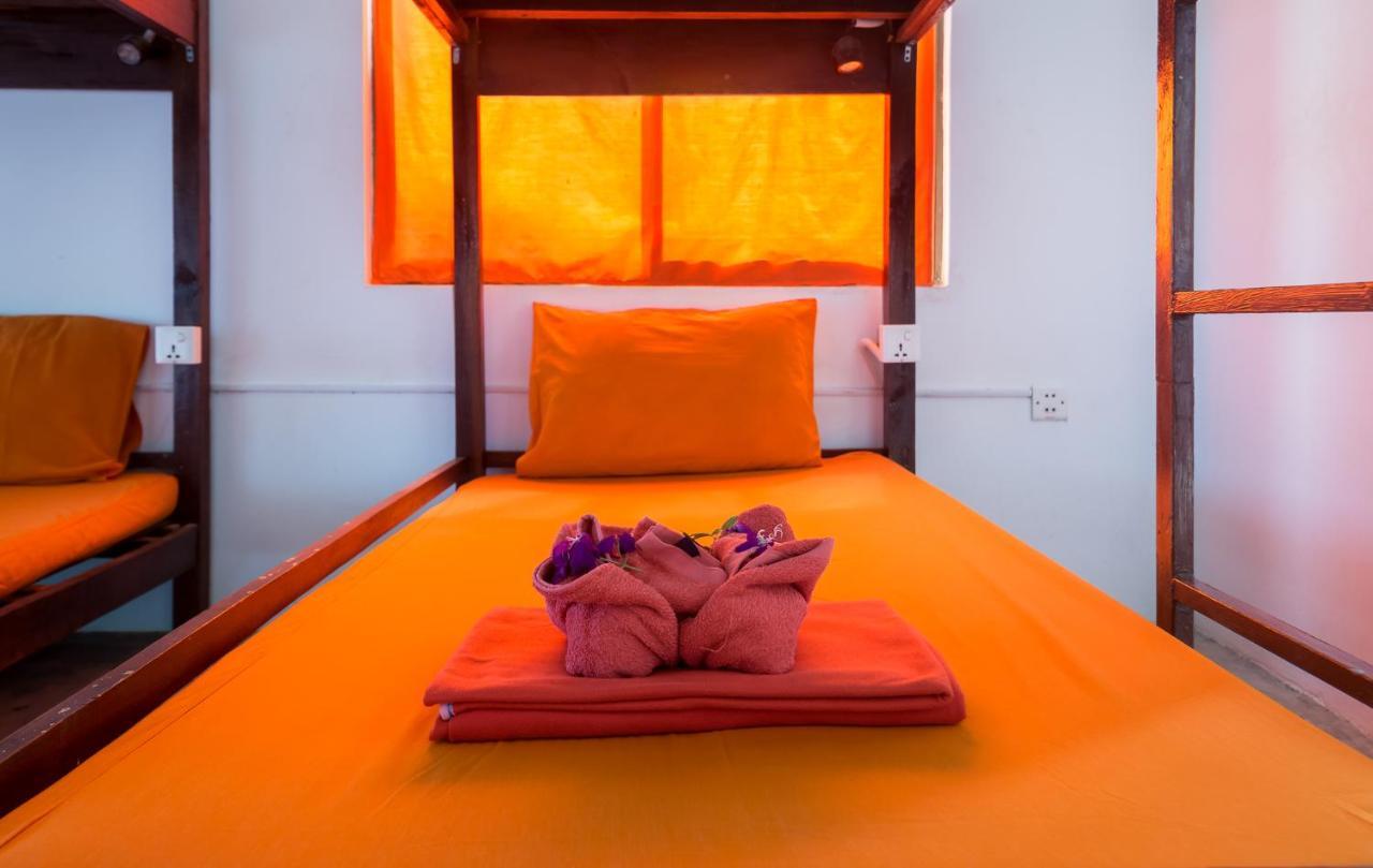 Boutique Dormitory Kochi-Ke Siem Reap Exteriör bild