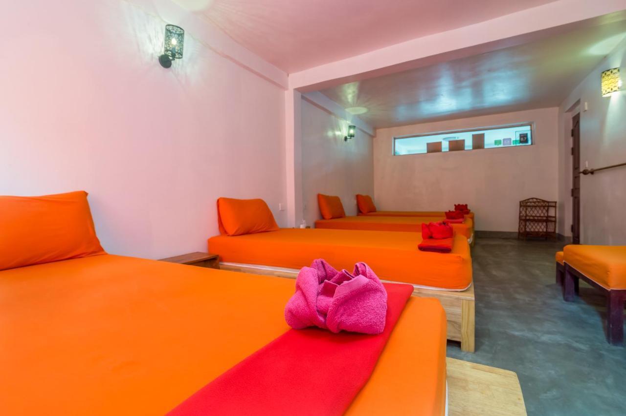 Boutique Dormitory Kochi-Ke Siem Reap Exteriör bild
